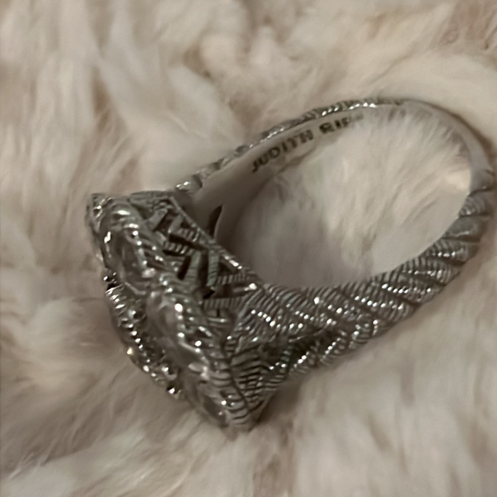 Judith Ripka flower ring size 9 - Picture 5 of 7